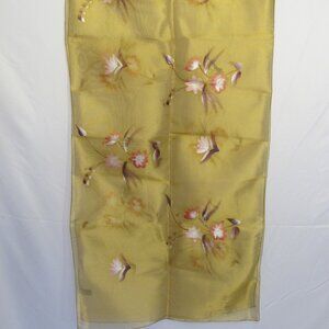 Collection XIIX Ltd. gold wrap with floral pattern
